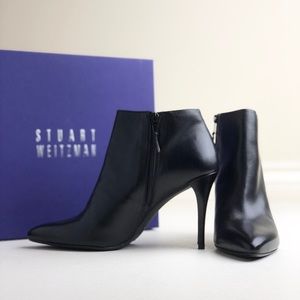 Stuart Weitzman ✨ NEW Black Leather Bootie | US9.5